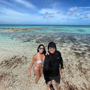 Meet your Posher, Luisfer-xiomy